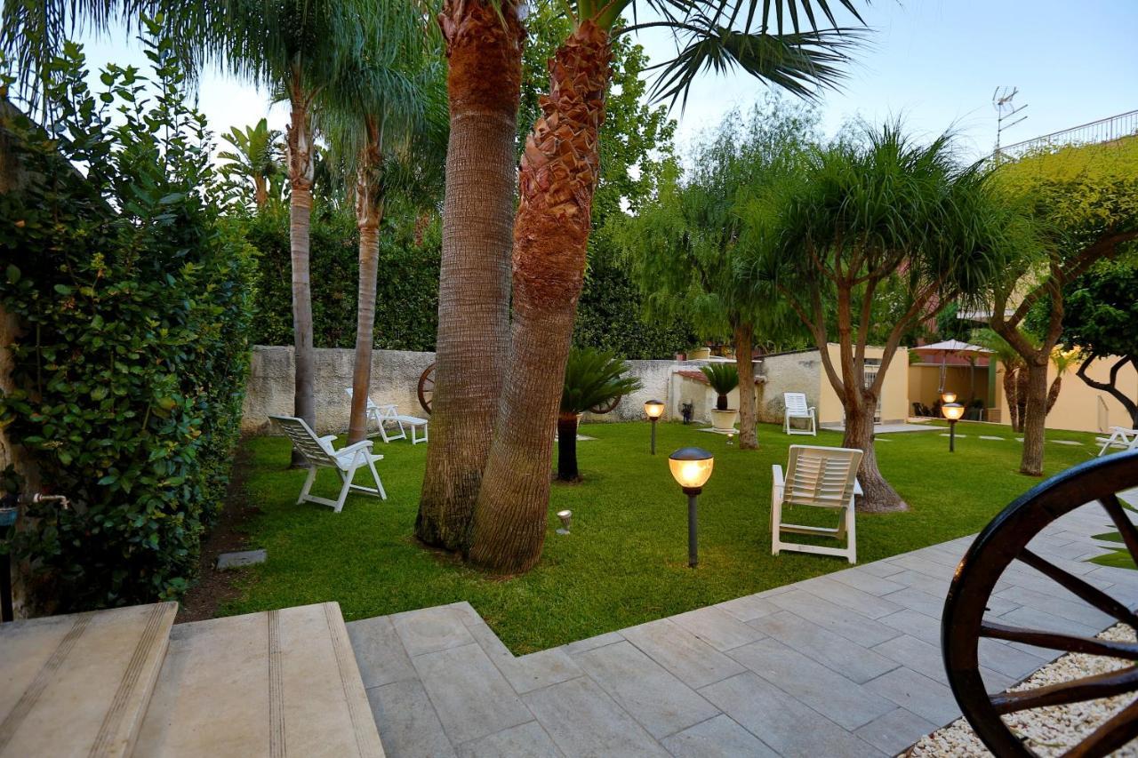 Re Sole La Dependance - Casa vacanza MERCURIO Avola Exterior foto