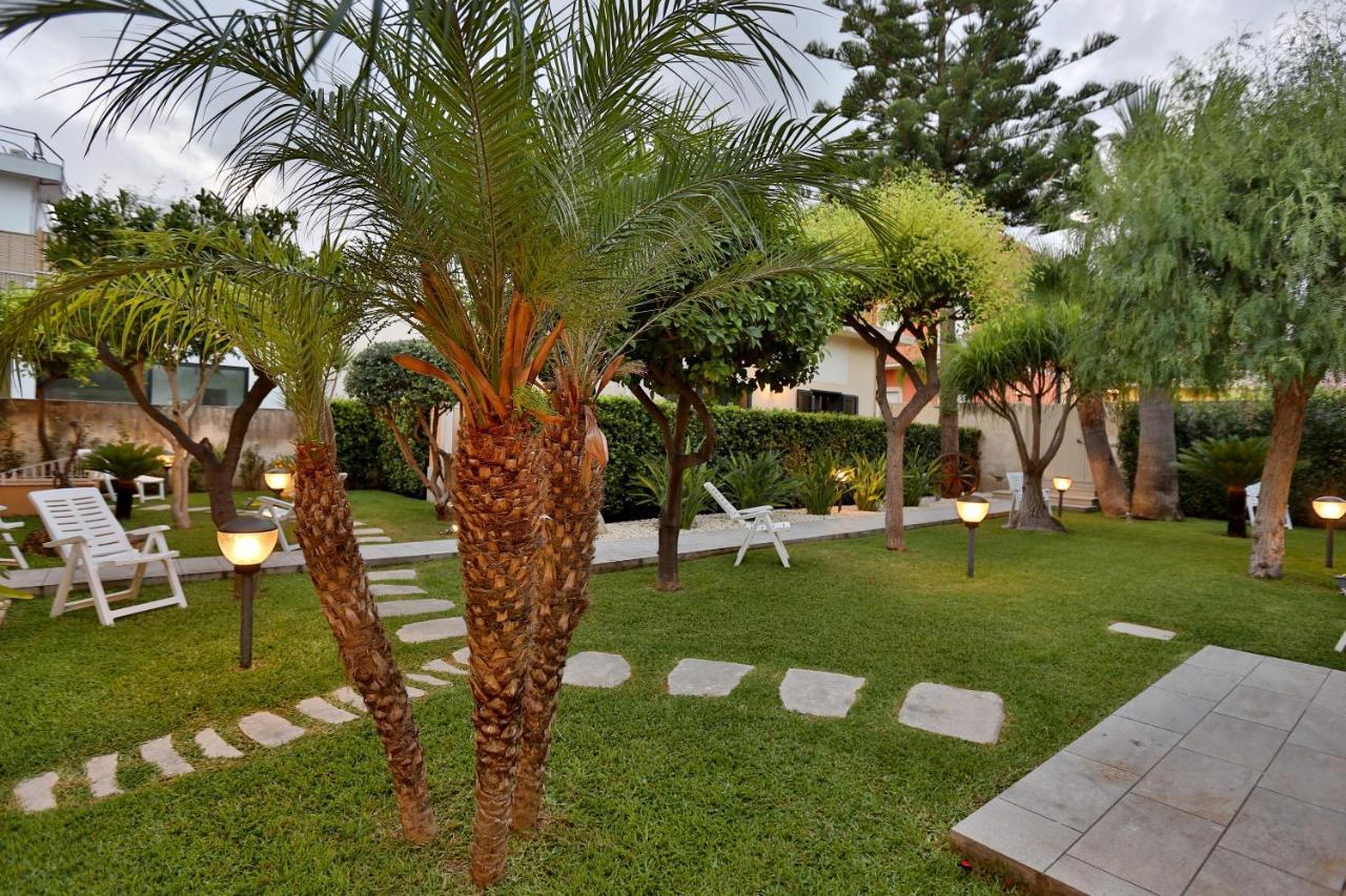 Re Sole La Dependance - Casa vacanza MERCURIO Avola Exterior foto