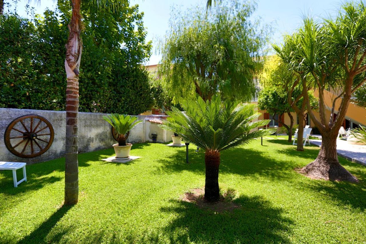 Re Sole La Dependance - Casa vacanza MERCURIO Avola Exterior foto